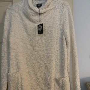 New with Tags Off White Sweater sz Medium